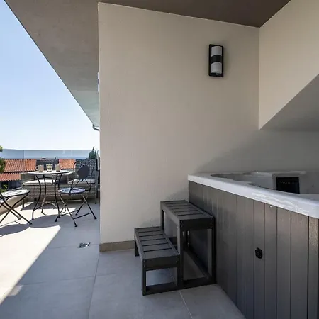 Luxury Villa Adria Apartments Krk Town Exterior photo