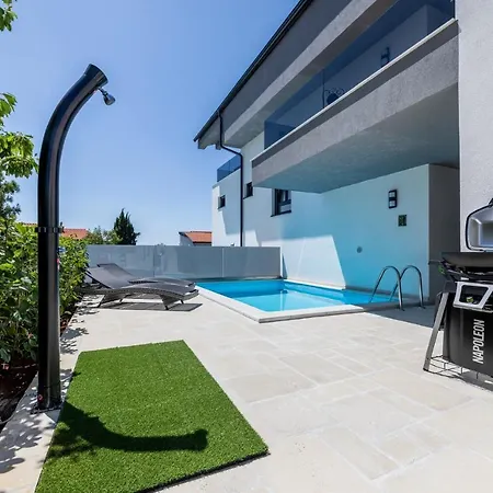 Luxury Villa Adria Apartments Krk Town Exterior photo