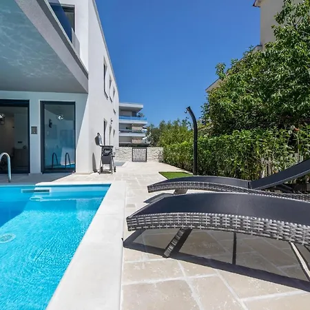 Luxury Villa Adria Apartments Krk Town Exterior photo