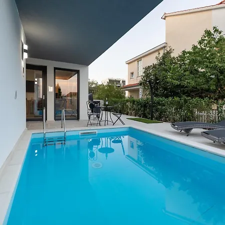 Luxury Villa Adria Apartments Krk Town Exterior photo
