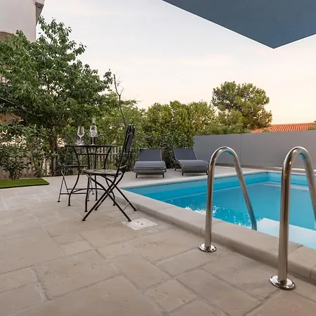 Luxury Villa Adria Apartments Krk Town Exterior photo