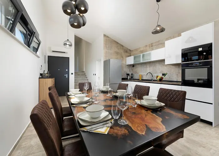 Luxury Villa Adria Apartments